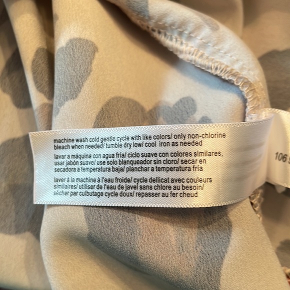 Eloquii blouse size 20. - Picture 11 of 12